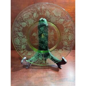 Antique Hazel Atlas Florentine #2 Poppy 10" Dinner Plate Uranium Glass 1930s